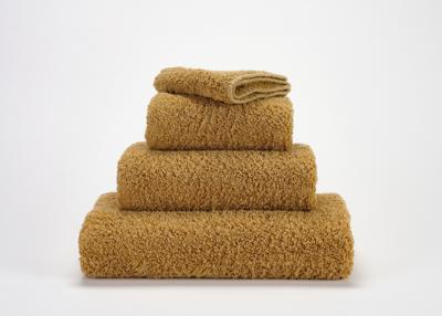 Abyss & Habidecor Abyss & Habidecor Super Pile Handdoek 55x100 840 gold
