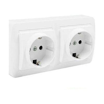 Plug-in basis Solera mur66u Dubbel Bipolair 16 A