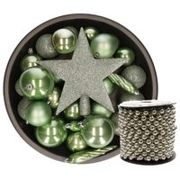 Kunststof kerstballen 33x st groen met piek en kralenslinger zilver - Kerstbal