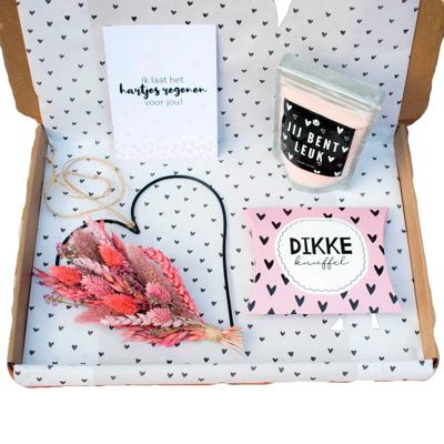 Brievenbuscadeautje Roze hart