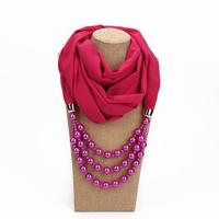 2 stks nationale stijl sjaal met imitatie parel ketting (Rose rood) 2 stks nationale stijl sjaal met imitatie parel ketting (Rose rood)