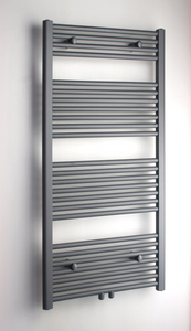 Sub 34 handdoekradiator recht met middenaansluiting 600x1200 mm n=25 676 W, grijs metallic