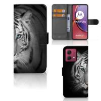 Motorola Moto G84 | Telefoonhoesje | Met pasjeshouder | Tijger