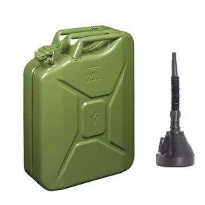 Metalen Jerrycan groen voor brandstof van 20 liter met een handige grote schenk trechter