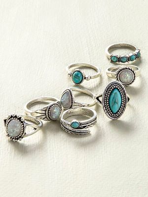 8PCS Eight Piece One Set  Retro Rings