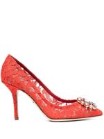 Dolce & Gabbana escarpins Lace Rainbow 60 mm à détail de broche - Rouge