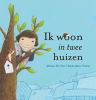 Ik woon in twee huizen (Hardback)