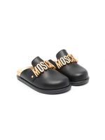 Moschino Kids sandales à plaque logo - Noir