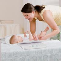 Digitale Babyweegschaal 50 g tot 150 kg Kinderweegschaal met Afneembaar Plateau Zuigelingenweegschaal met LED-display