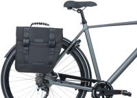 Basil tour right fietstas 14l zwart