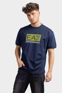 EA7 Emporio Armani Fluo Logo T-Shirt Heren Donkerblauw - Maat S - Kleur: DonkerblauwGeel | Soccerfanshop