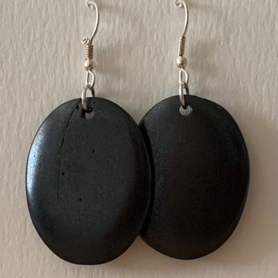 Oorhangers van Yakbeen Ovaal Zwart (2,1 x 4,5 cm)