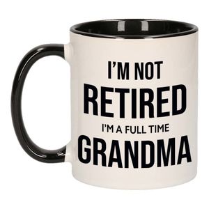 Im not retired im a full time grandma / oma pensioen mok / beker wit met zwart afscheidscadeau 300 m