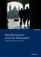 Marathonlopers rond het Binnenhof (Paperback)