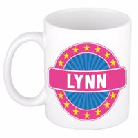 Lynn voornaam koffiemok - beker - wit/roze - 300 ml - Cadeau - Dames - Collega - Moederdag