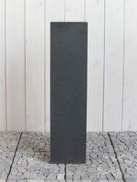 Sokkel Basaltsteen glad 60x20x15 cm.