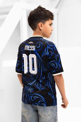 Argentinië Messi Shirt Uit Junior 2026/2028 - Maat 152 - Kleur: DonkerblauwZwart | Soccerfanshop Argentinië Messi Shirt Uit Junior 2026/2028 - Maat 152 - Kleur: DonkerblauwZwart | Soccerfanshop