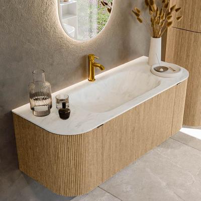 Badmeubel Mondiaz Kurve-Dlux | 120 cm | Meubelkleur Oak | Wastafelkleur Opalo | Solid surface | Midden spoelbak | 1 kraangat