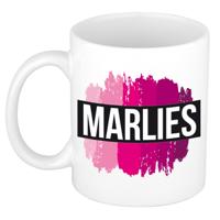 Marlies naam cadeau koffie mok - beker - met roze verfstrepen - Cadeau collega - moederdag