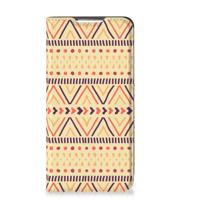Samsung Galaxy S22 | Hoesje met Magneet | Aztec Yellow
