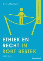 Ethiek en recht in kort bestek (Paperback)