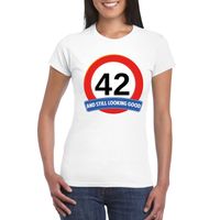 Verkeersbord 42 jaar t-shirt wit dames