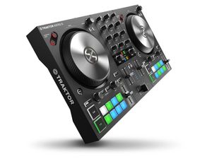 Native Instruments Traktor Kontrol S2 MK3