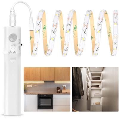 LED Strip - 1 meter - Met bewegingssensor - Op batterij - 3000K warm wit - Trapverlichting - 2W 130lm - IP65 waterdicht - Voor binnen en buiten