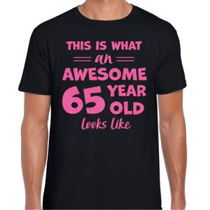 Cadeau T-shirt voor heren - leeftijd 65 jaar - awesome - zwart - glitter roze - Verjaardagsfeest