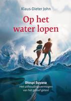 Op het water lopen (Hardback)