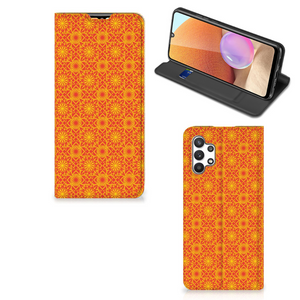 Samsung Galaxy A32 4G | A32 5G Enterprise Editie Hoesje met Magneet Batik Oranje