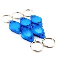 2 PC'S Mini Pocket sleutelhanger zaklamp Micro LED squeeze licht Outdoor Camping ultra heldere noodsleutel ring licht toorts lamp (blauw)