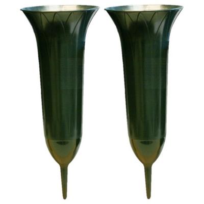 Grafvaas groen - 2x - 31 cm - kunststof - met prikker - begraafplaats/grafdecoratie