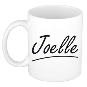 Naam cadeau mok / beker Joelle met sierlijke letters 300 ml