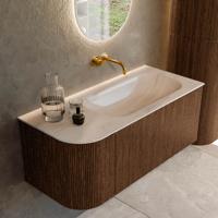 Badmeubel Mondiaz Kurve-Dlux | 105 cm | Meubelkleur Walnut | Wastafelkleur Meli | Solid surface | Wasbak rechter zijde spoelbak | Zonder kraangat(en) Badmeubel Mondiaz Kurve-Dlux | 105 cm | Meubelkleur Walnut | Wastafelkleur Meli | Solid surface | Wasbak rechter zijde spoelbak | Zonder kraangat(en)