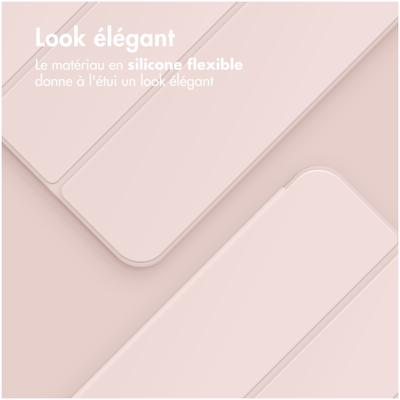 AccezzSmart Silicone Bookcase voor Apple iPad Pro 13 (2024) M4 Tablethoesje Roze