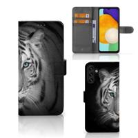Samsung Galaxy A04s | Samsung Galaxy A13 5G | Telefoonhoesje | Met pasjeshouder | Tijger Samsung Galaxy A04s | Samsung Galaxy A13 5G | Telefoonhoesje | Met pasjeshouder | Tijger