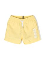 BOSS Kidswear short de bain à logo imprimé - Jaune