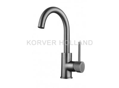 Wiesbaden Ribbd wastafelmengkraan met draaibare uitloop gunmetal