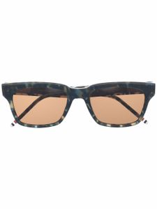 Thom Browne Eyewear lunettes de soleil TB 418 à rayures RWB - Bleu