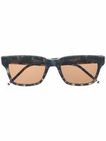 Thom Browne Eyewear lunettes de soleil TB 418 à rayures RWB - Bleu