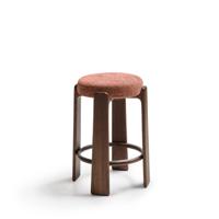 Kave Home Kruk 'Granite' Chenille en noten essenhout, kleur Terracotta (zithoogte 75cm)