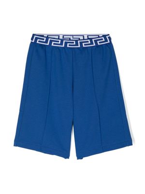Versace Kids short à taille élastiquée Greca - Bleu