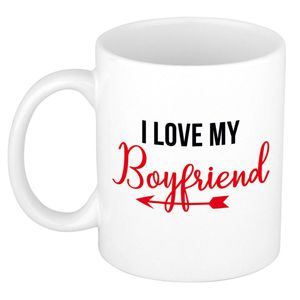 I love my boyfriend cadeau koffiemok / theebeker wit met pijl 300 ml - feest mokken