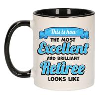 Cadeau koffie/thee mok - excellent gepensioneerde - zwart - keramiek - 300 ml