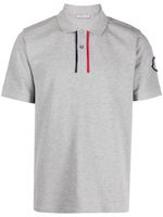 Moncler polo en coton piqué à patch - Gris