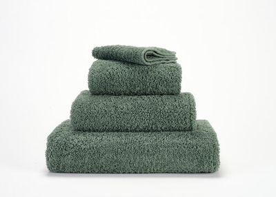Abyss Abyss & Habidecor Super Pile Handdoek 55x100 280 evergreen
