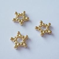 Nellie's Choice • floral spacers 20stuks gold nr. 10