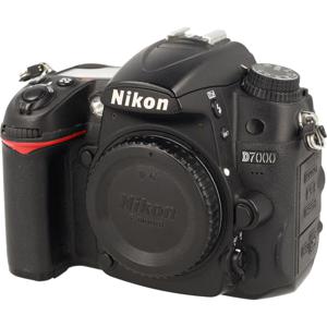 Nikon D7000 body occasion