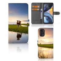 Motorola Moto G22 | Telefoonhoesje | Met pasjeshouder | Koe